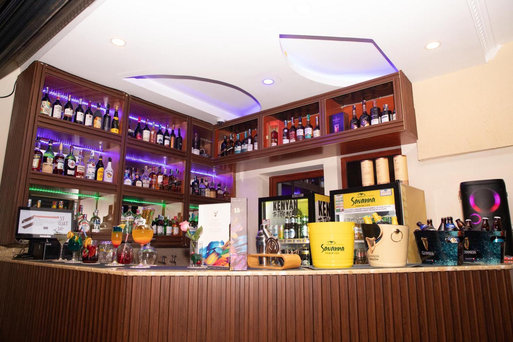West Lerruat Hotel Nairobi Exterior foto